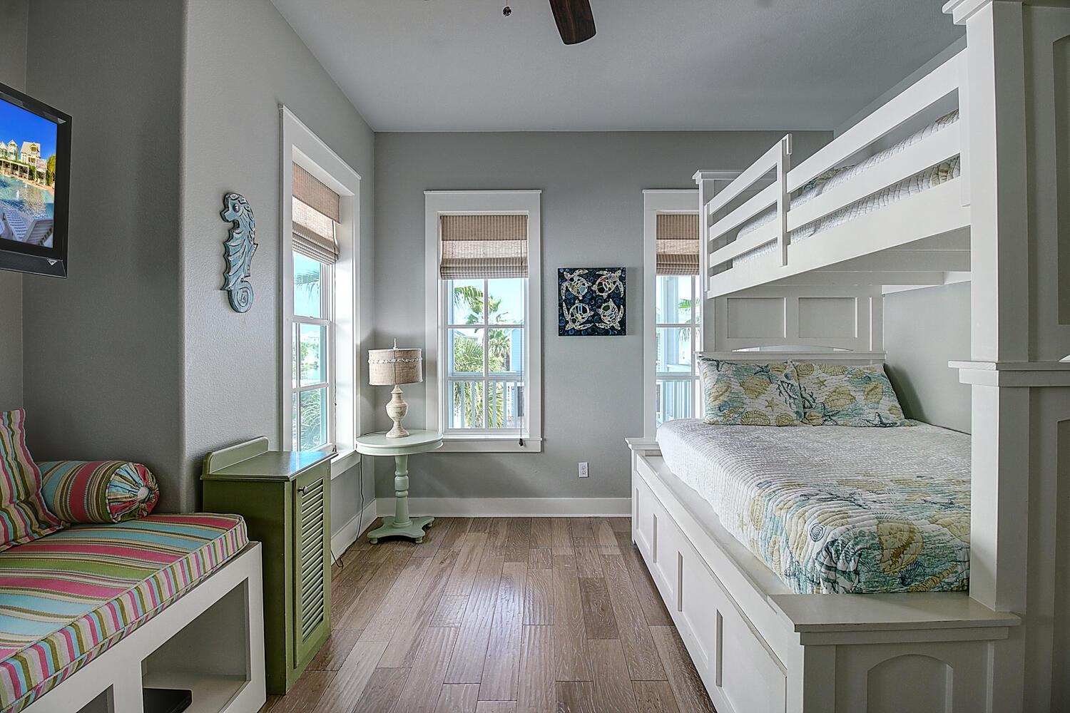 Bunk Room w Trundle Bed, 2nd Floor