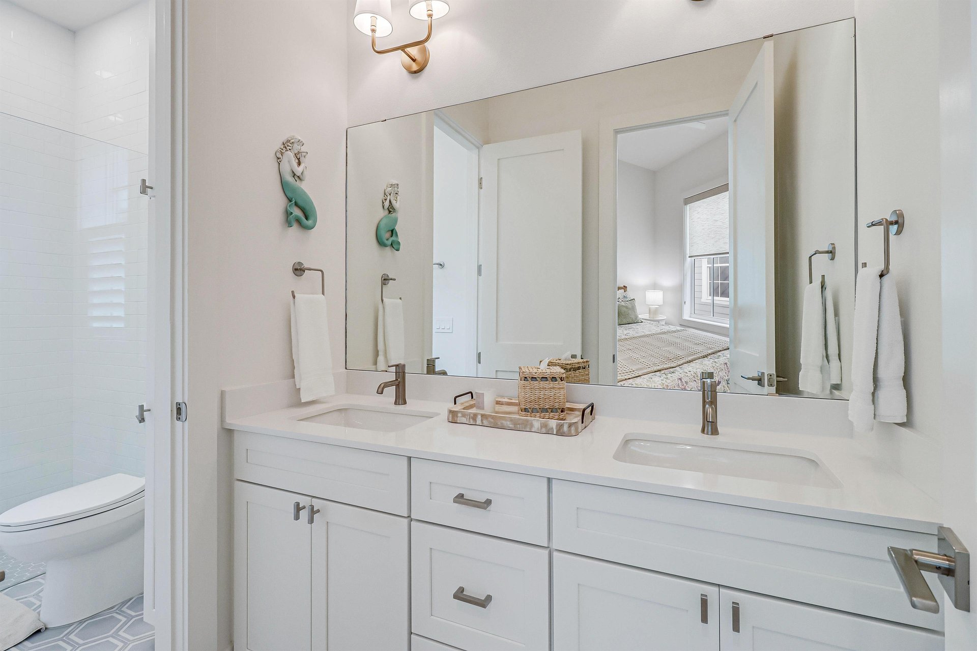 Shared Bathroom, Serving Bunk Room and King Bedroom, 2nd Floor