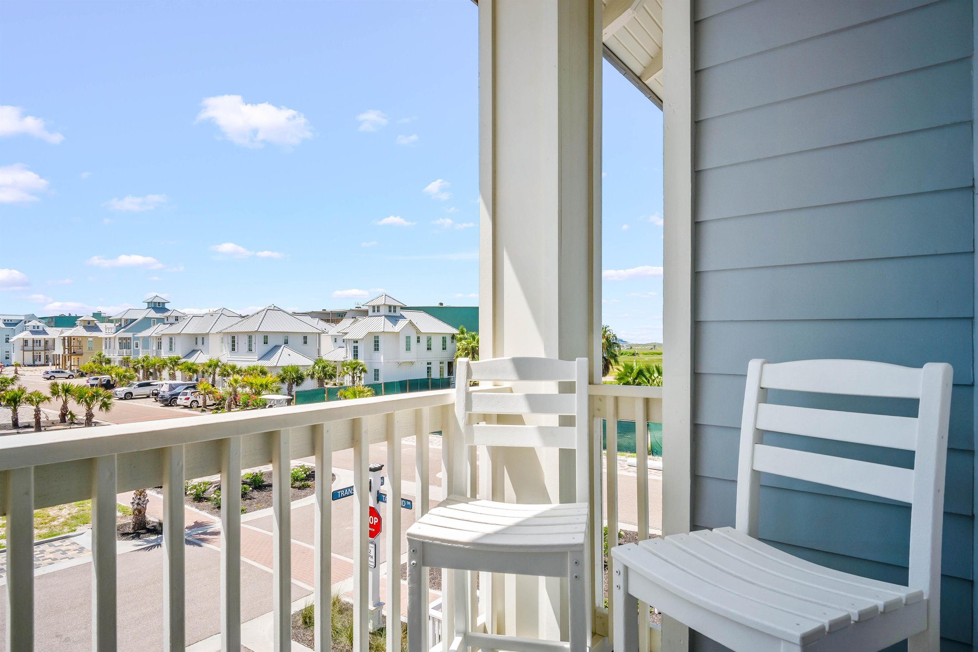 Side Balcony, 2nd Floor