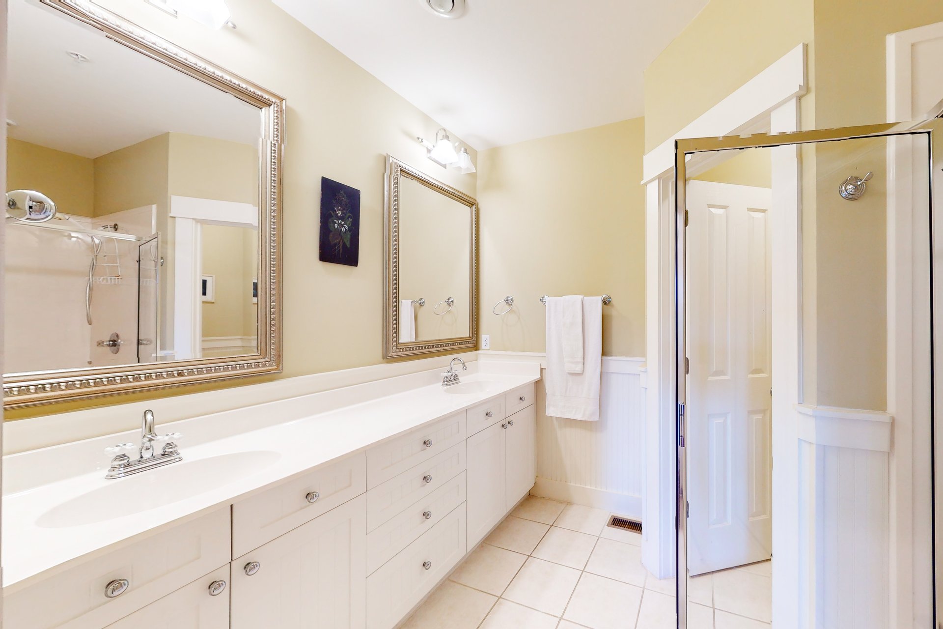 Grand Isle Getaway 205 12