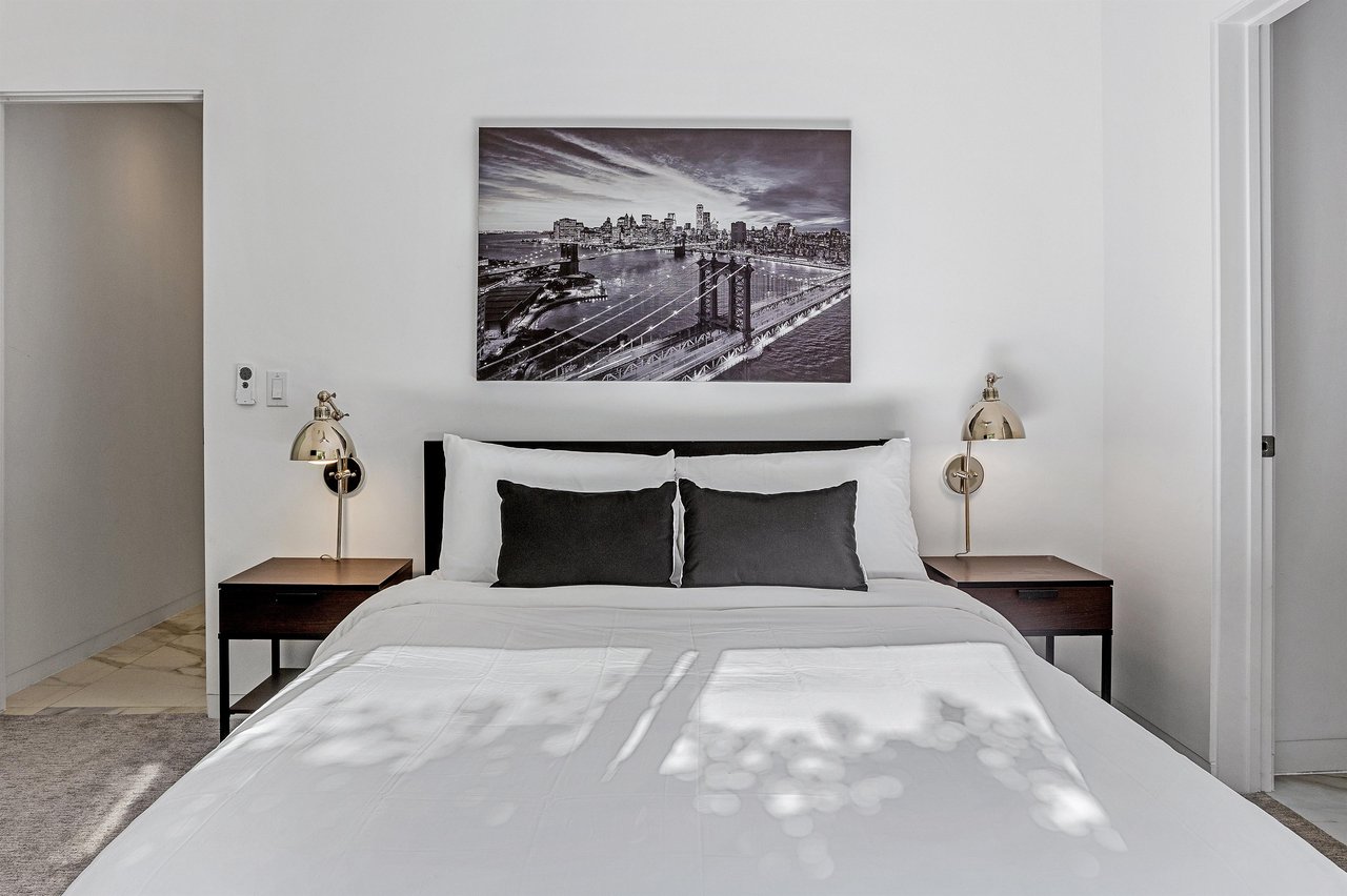 Comfortable hotelquality mattresses
