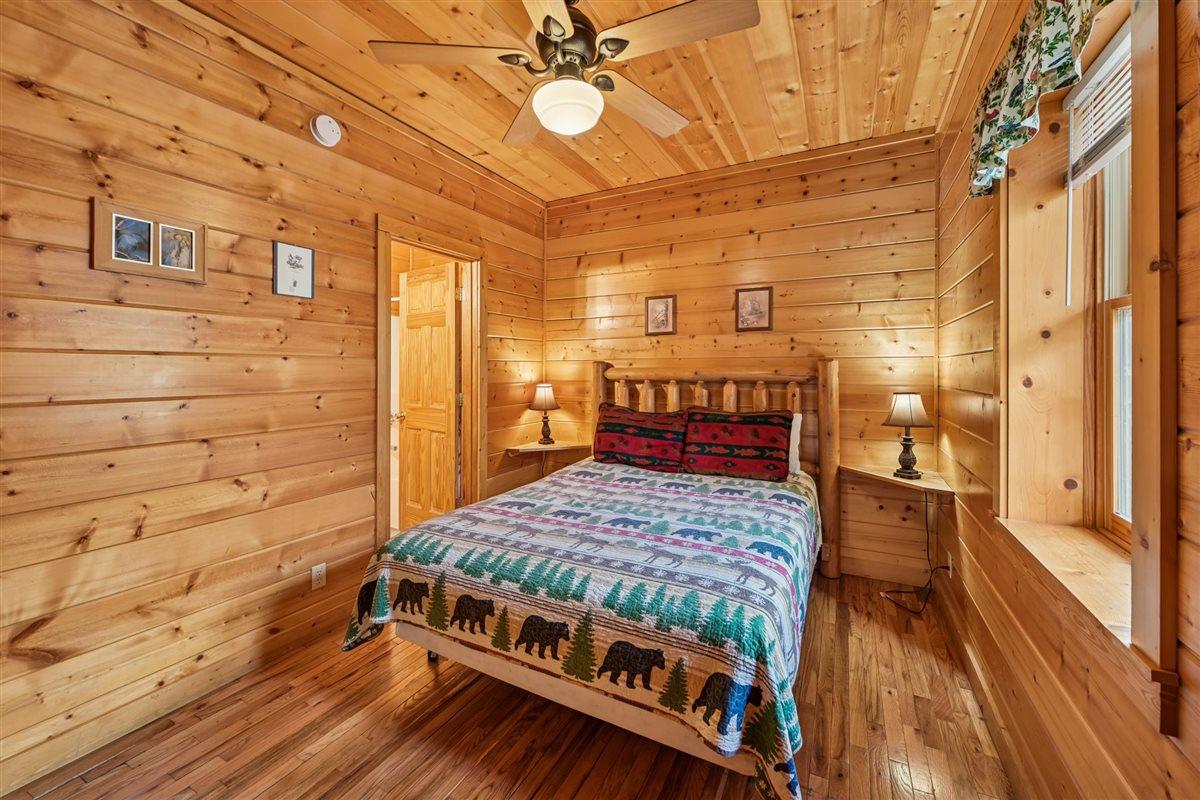 076Bedroom 4