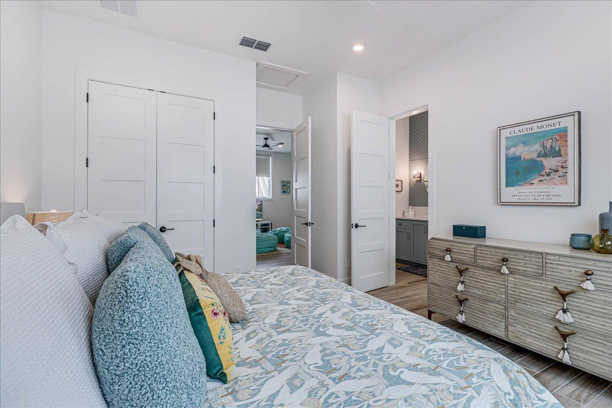 Fifth King Bedroom, 3rd Floor