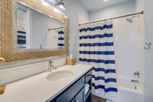 Bunk Bathroom, 2nd Floor