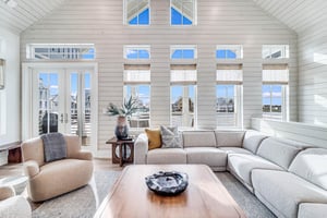 Living Area, 2nd Floor