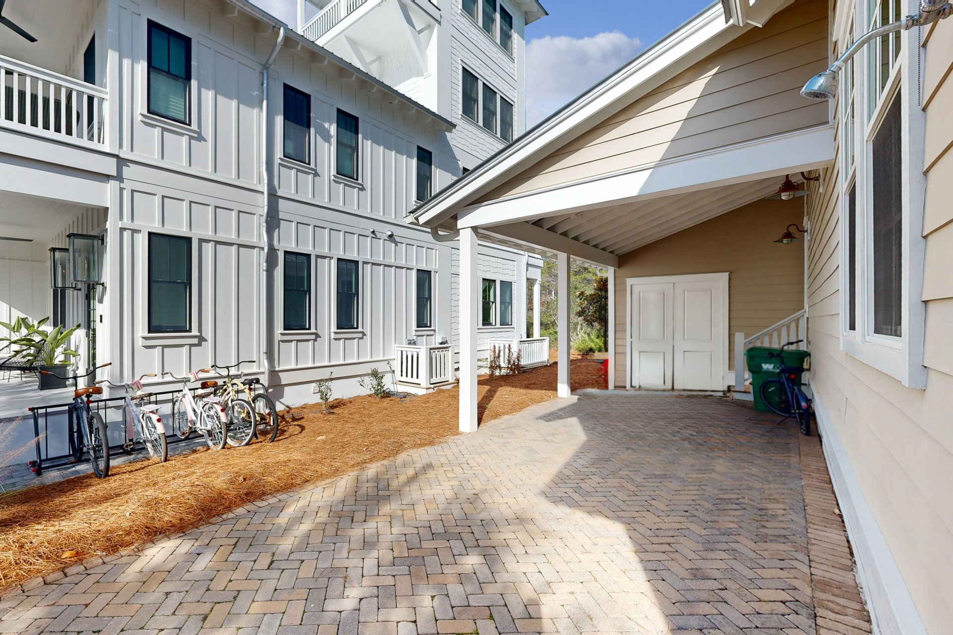 Lakeside Happy Place 21