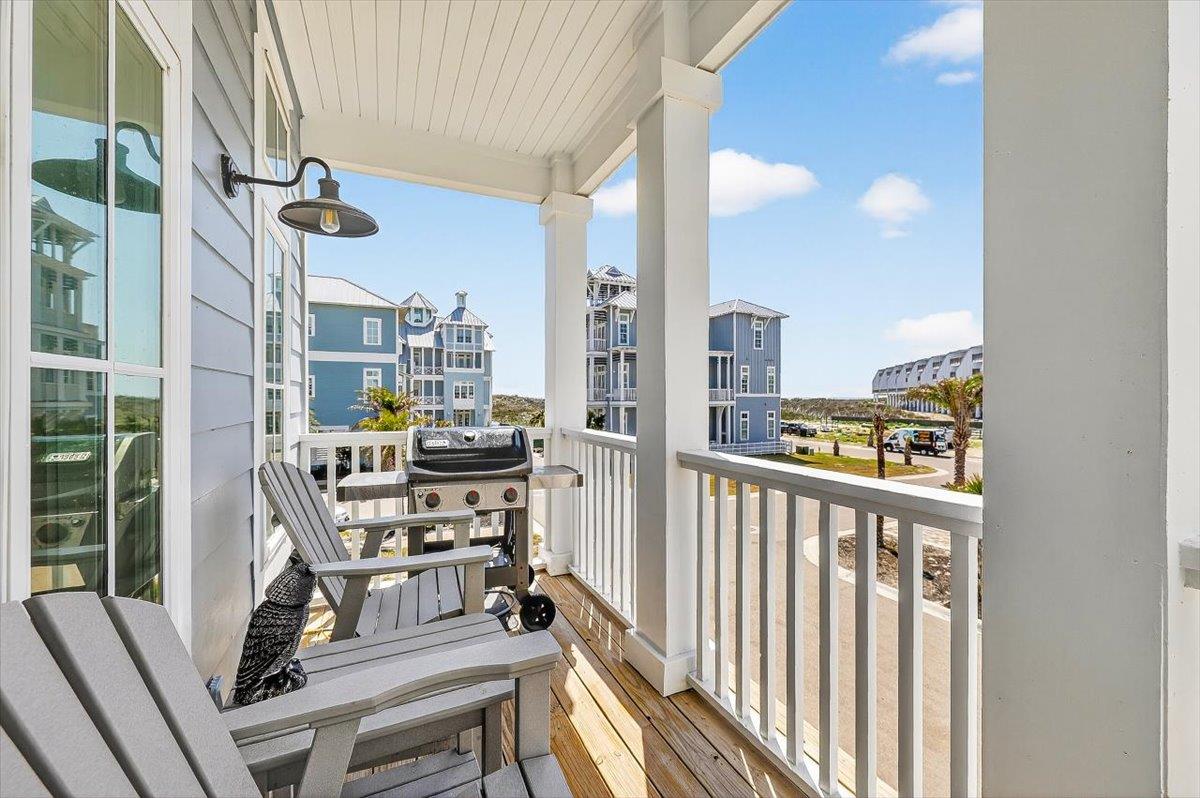 Grilling Balcony, 2nd Floor