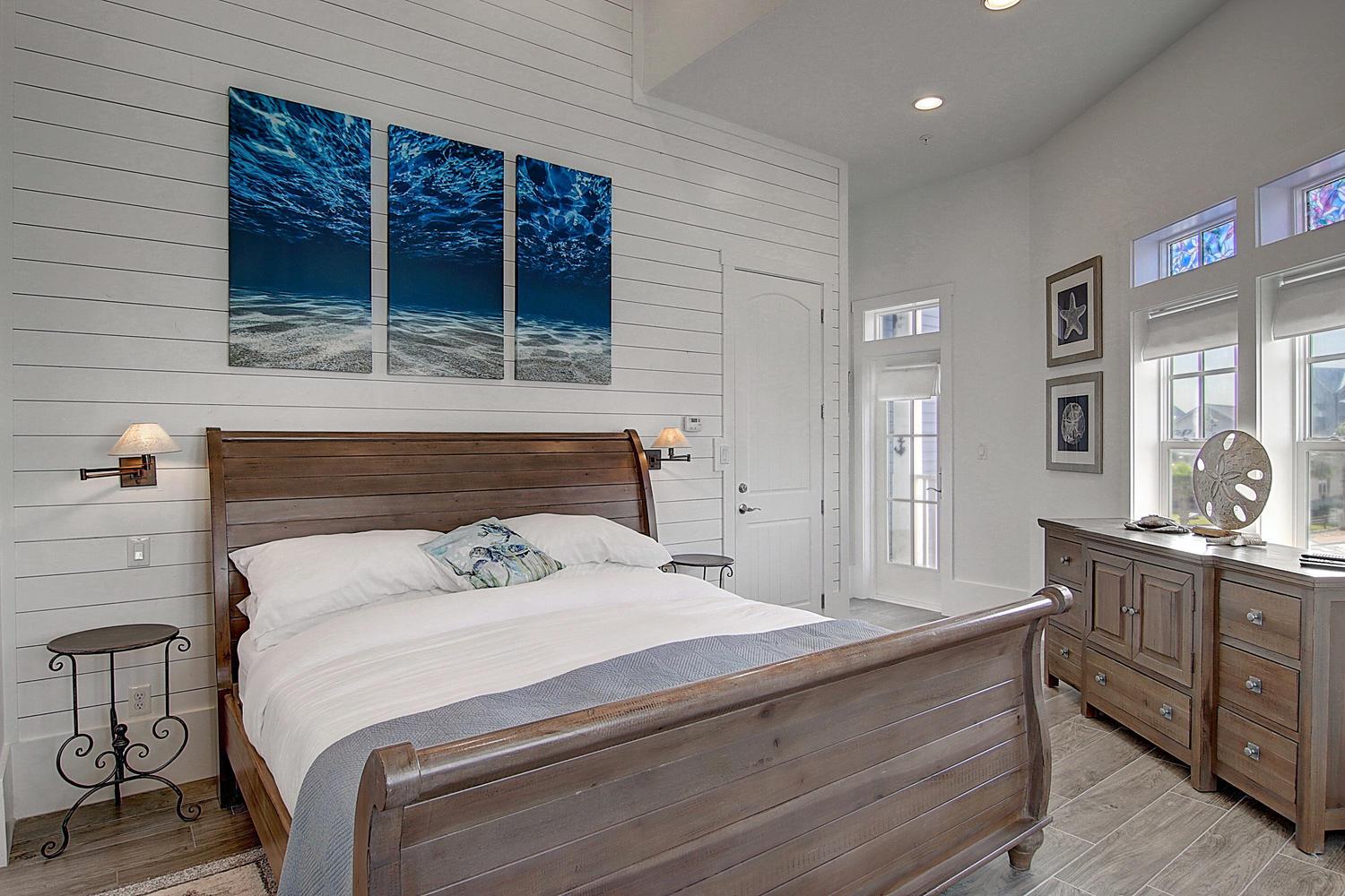 Primary King Bedroom, 2nd Floor