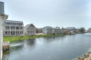 2nd Floor Bunk Room Balcony with a View