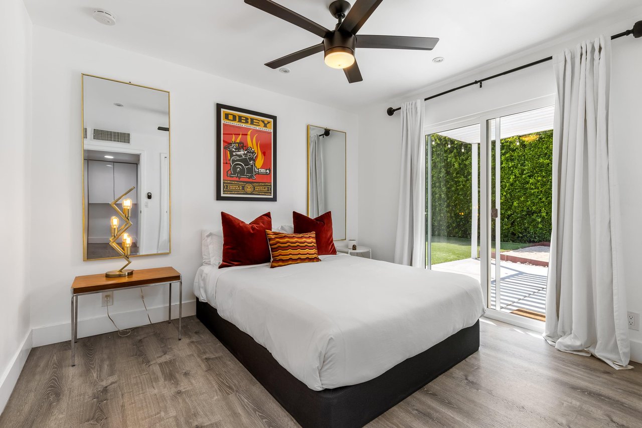 Guest bedroom