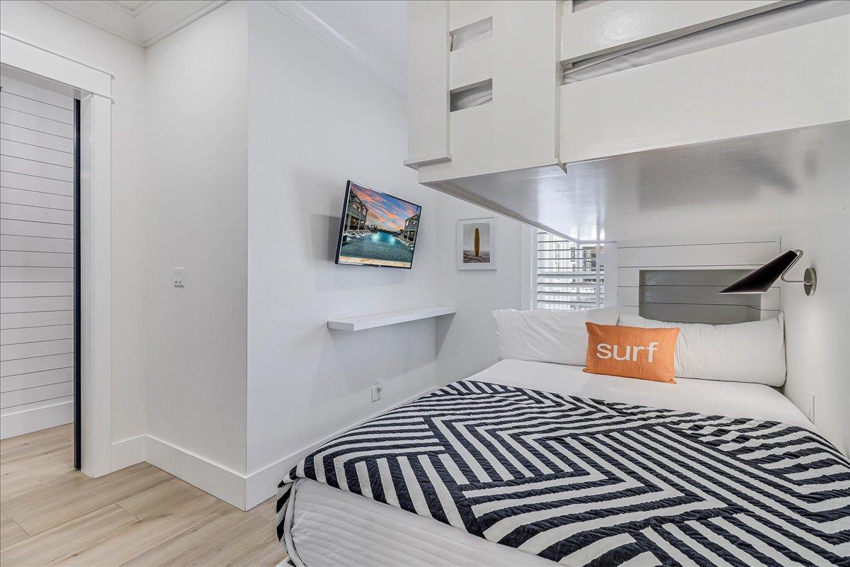 1st Floor, Twin Over Queen Loft