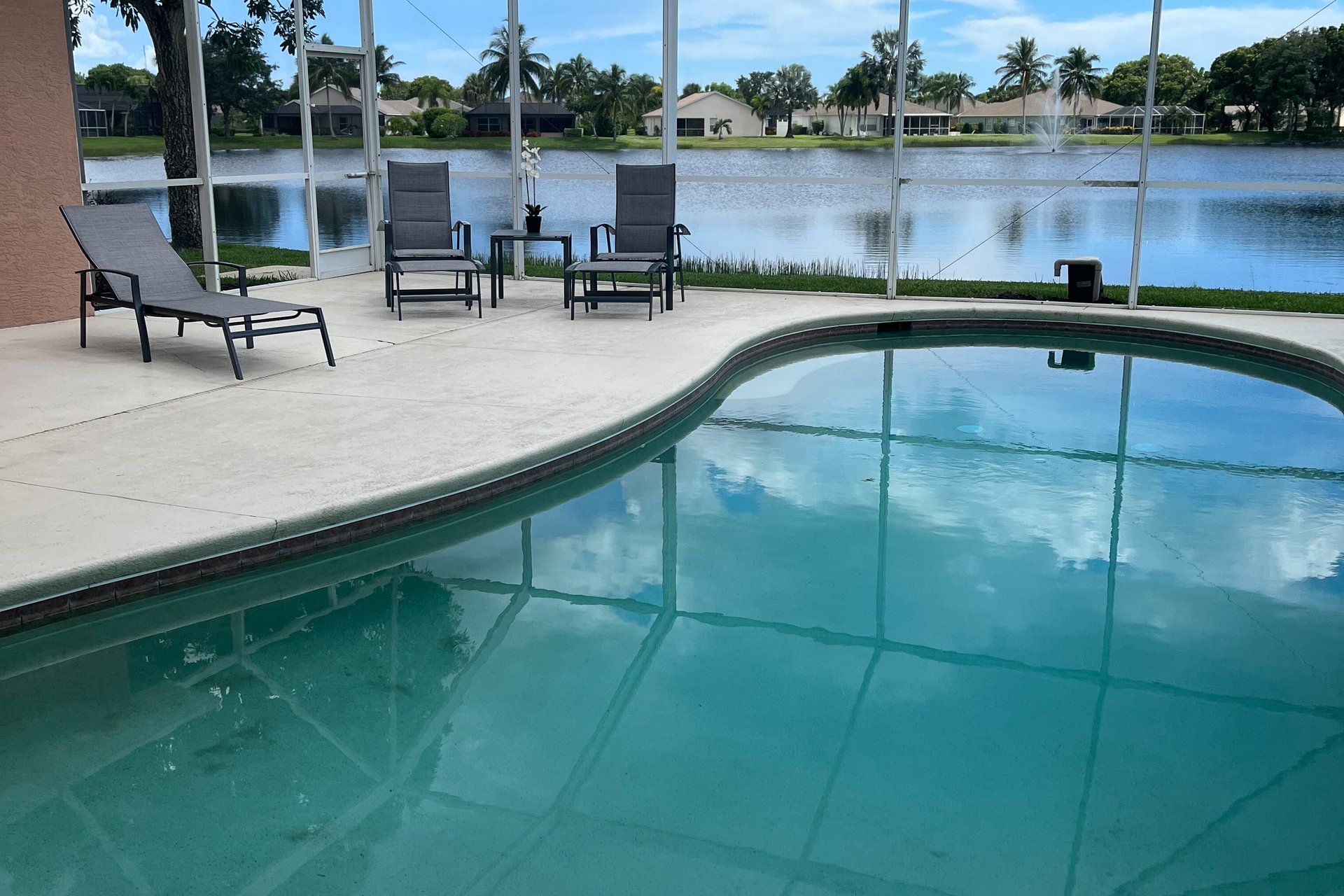 Destination Beach Stroll 34