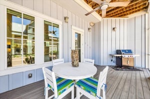 1st Floor, Screened Porch
