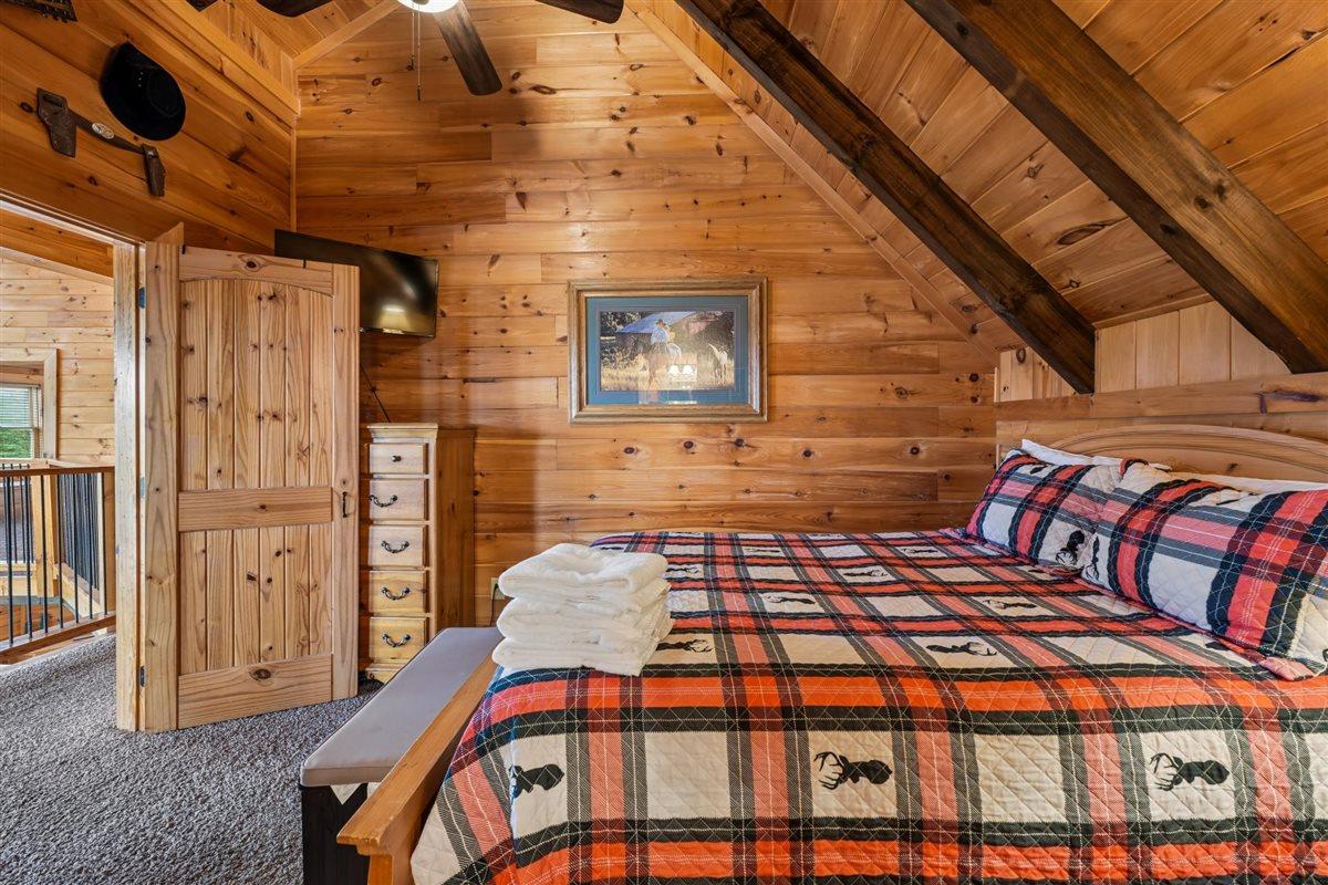 060Bedroom