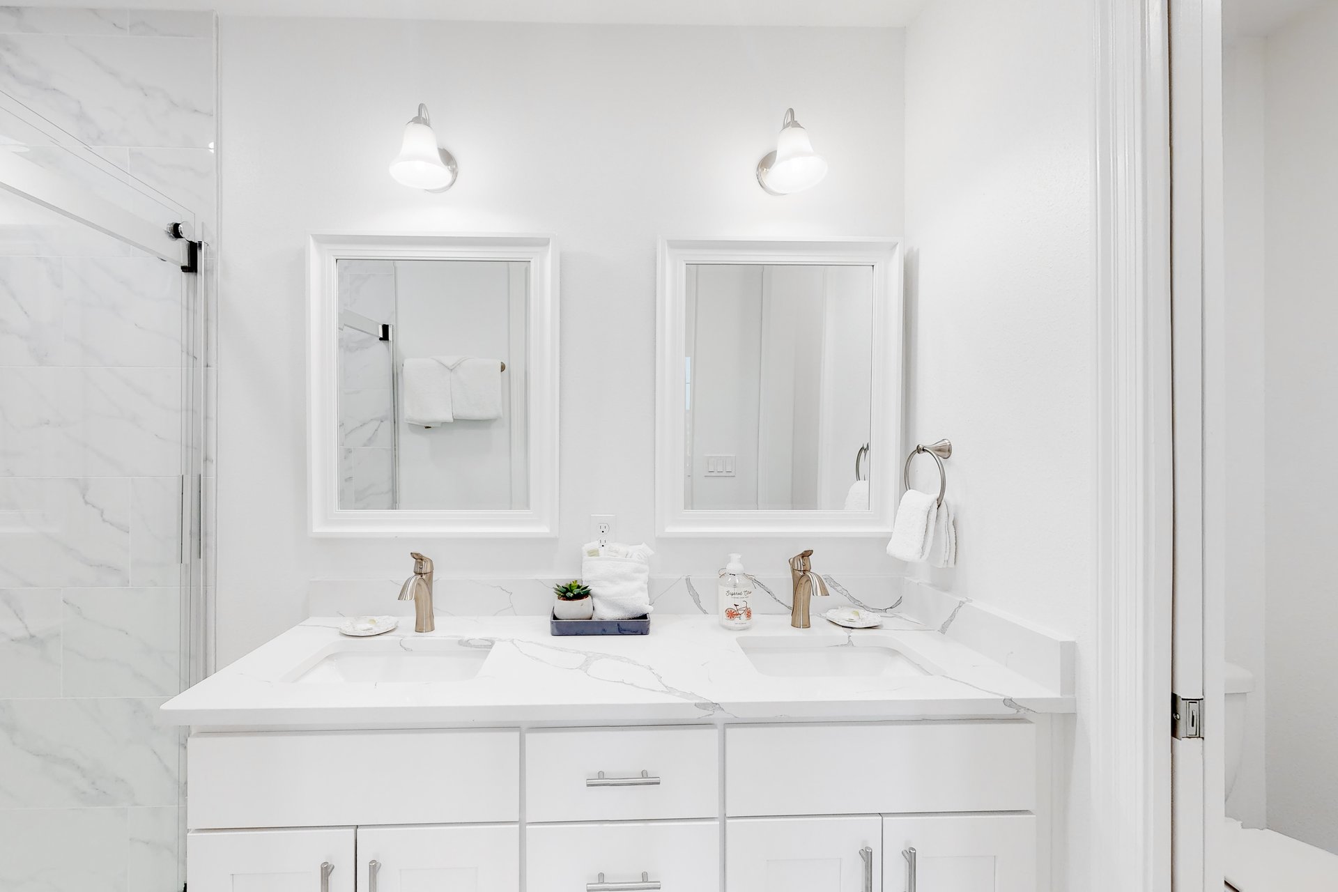 Gulf Place Residence 207 15