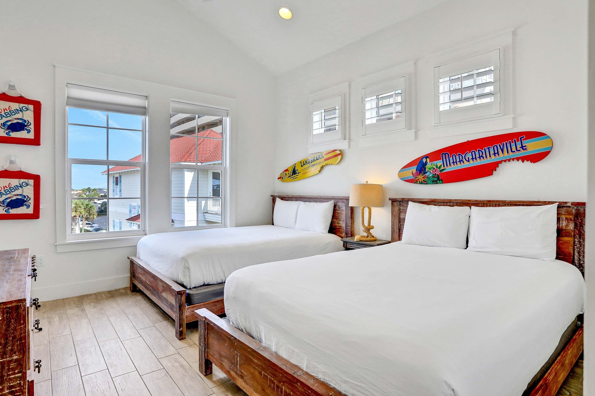 Tiffanys Beach Club 34