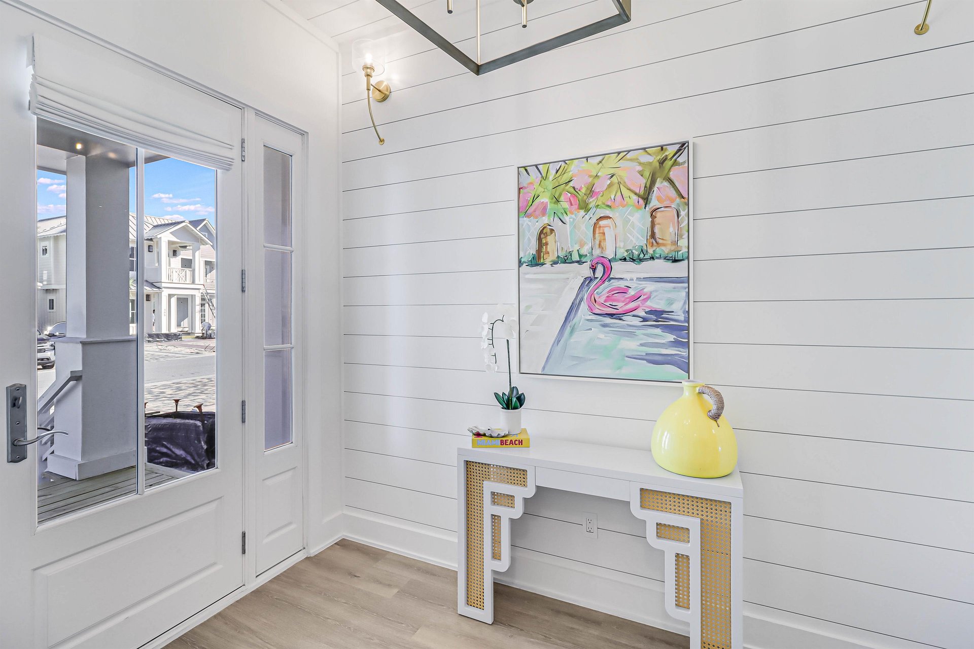 1st Floor, Entry Way