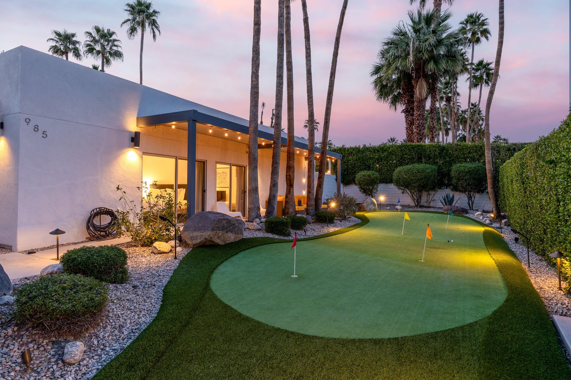 Putt putt course
