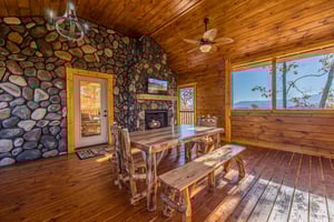 outdoor dining off of kitchen