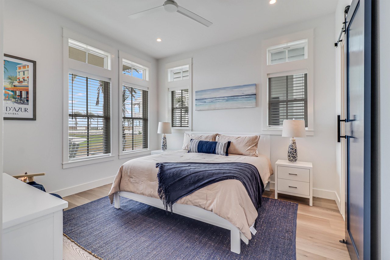 Second King Bedroom, 1st Floor