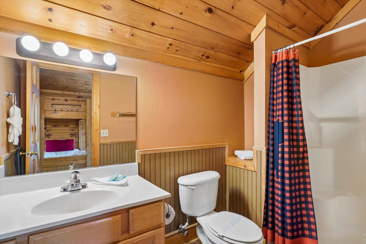 32Bath