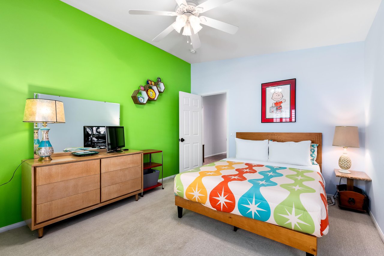 Guest bedroom