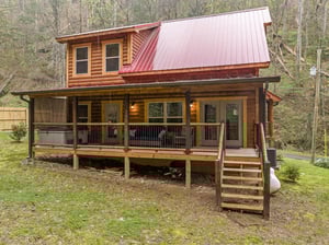 Creekside Dream cabin