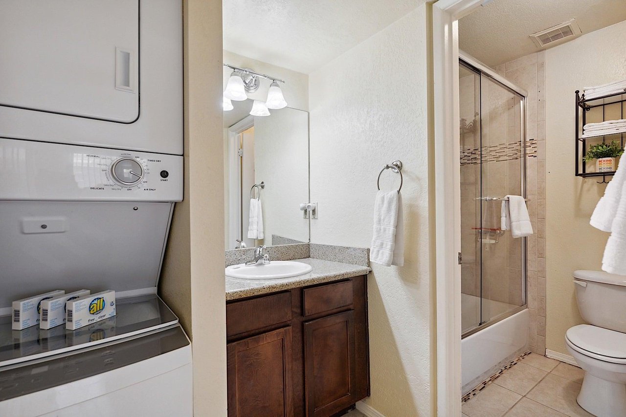Bathroom w Washer  Dryer in bathroom