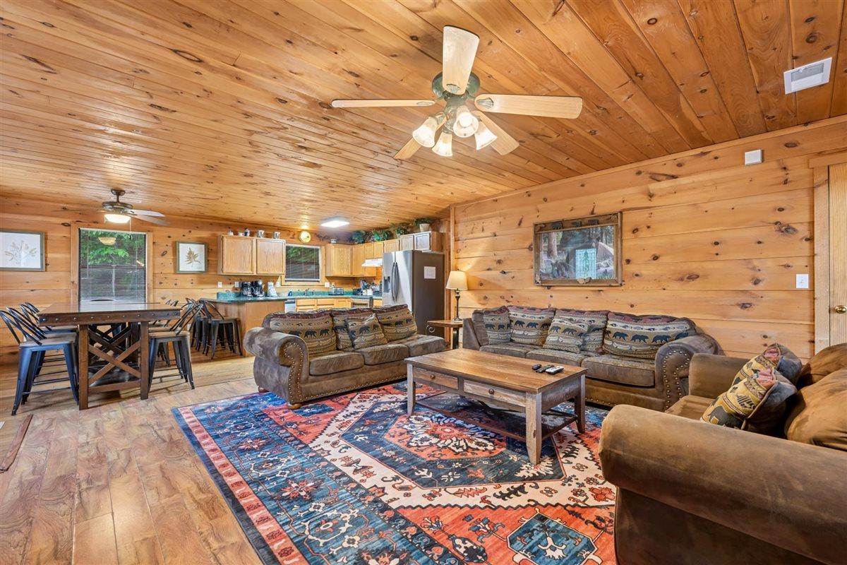 014Living Room