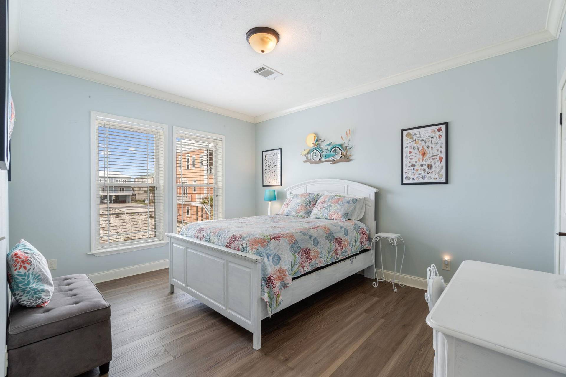 Guest Bedroom 1 Queen