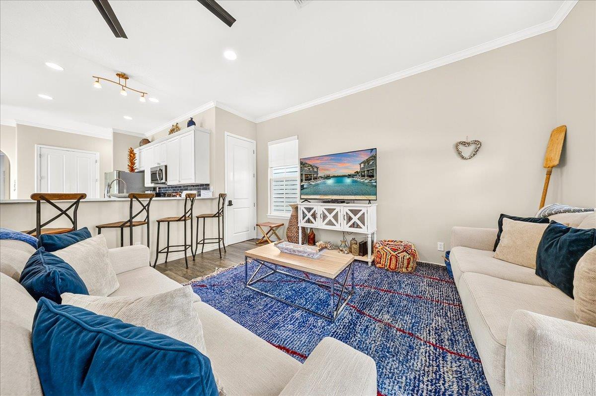 Primary Living Room, 1st Floor