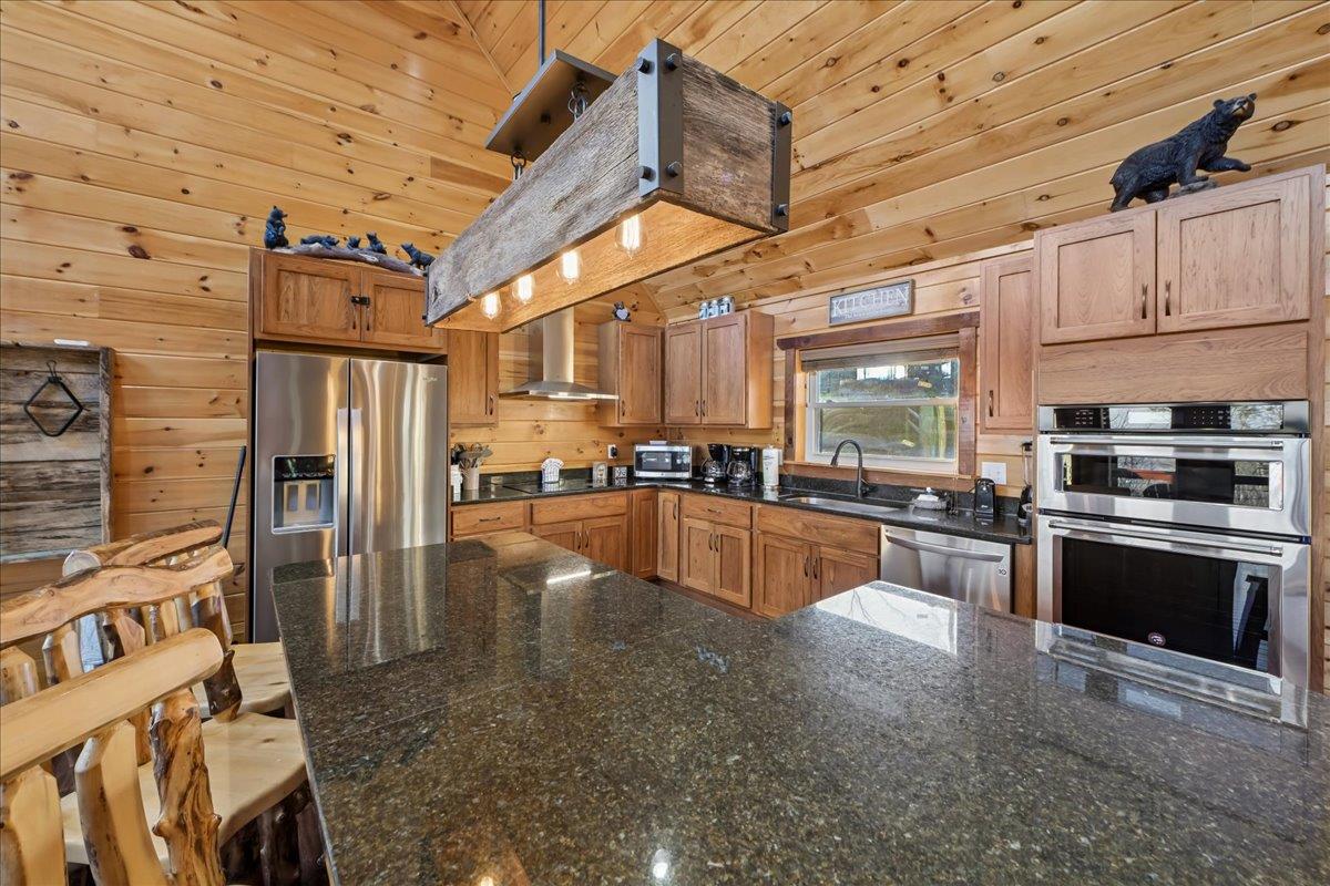 22Kitchen