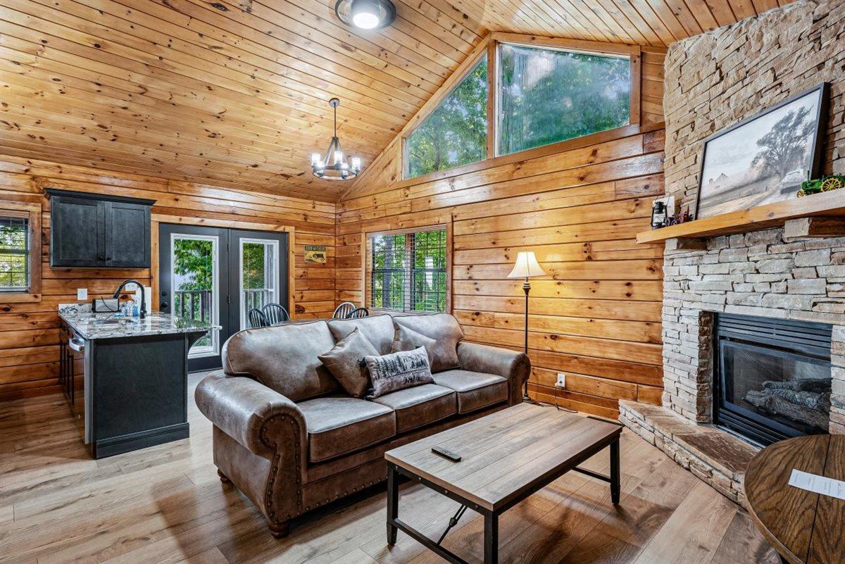 09Living Room