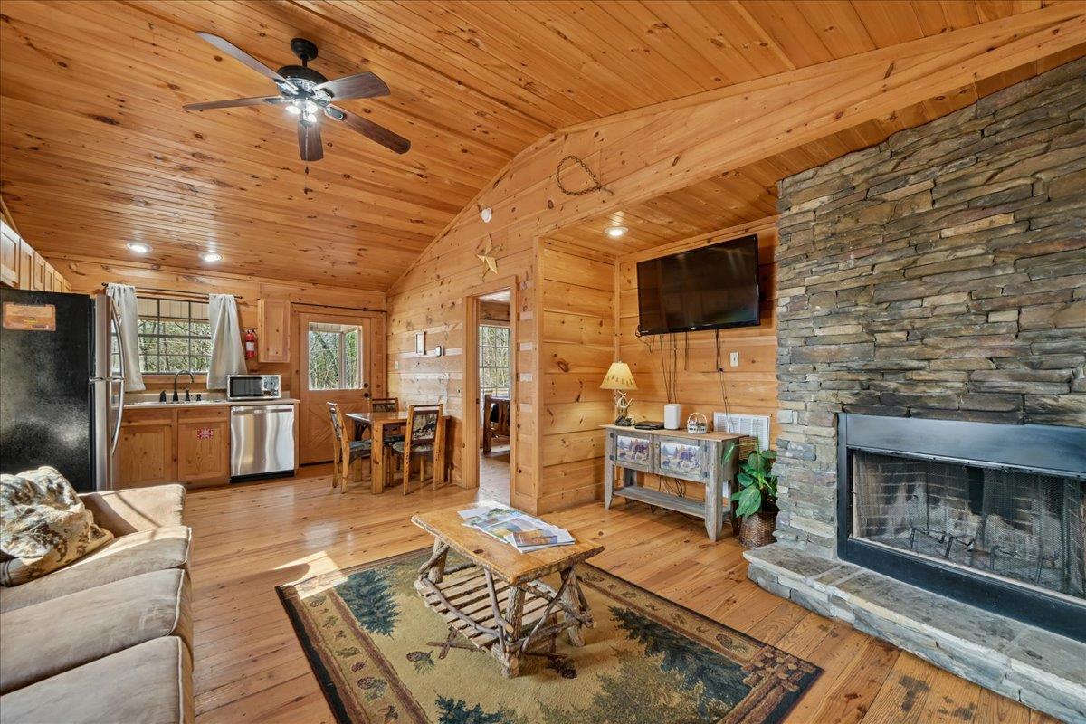 35Living Room