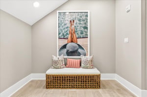 1st Floor, Nook
