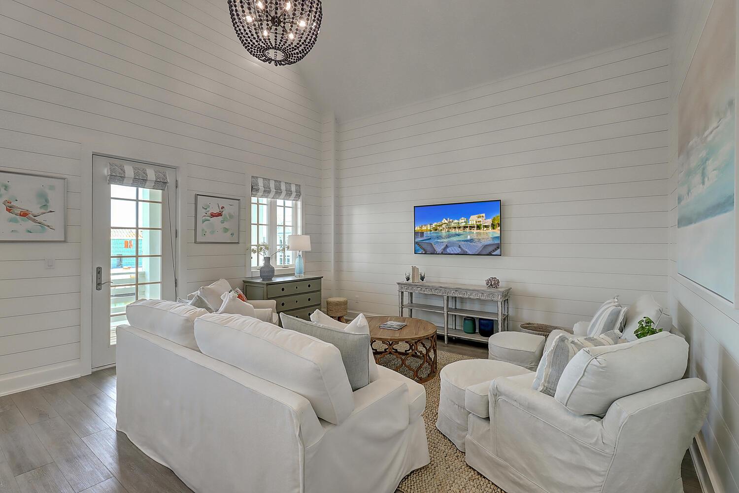 2nd Floor Living Area