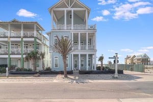 Welcome to quotPort A All Dayquot