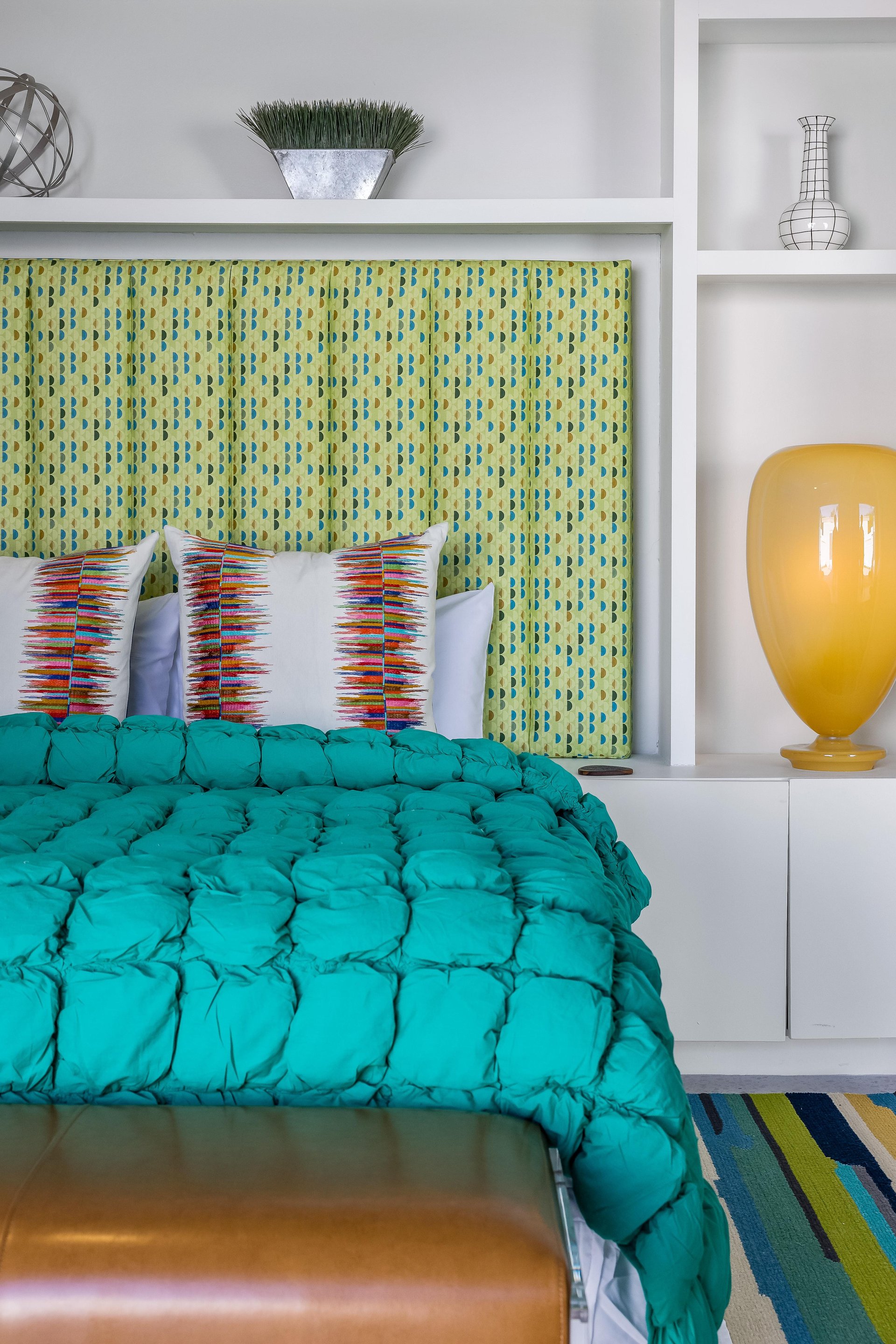 Stylish pattern headboard