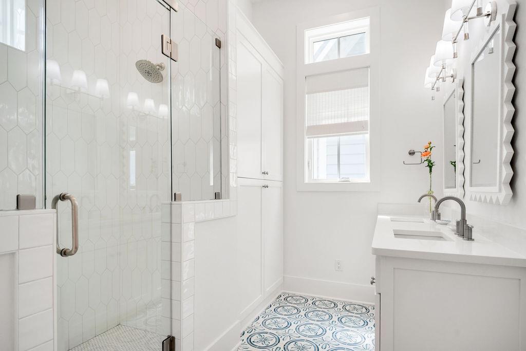 Primary King Bathroom, 2nd Floor