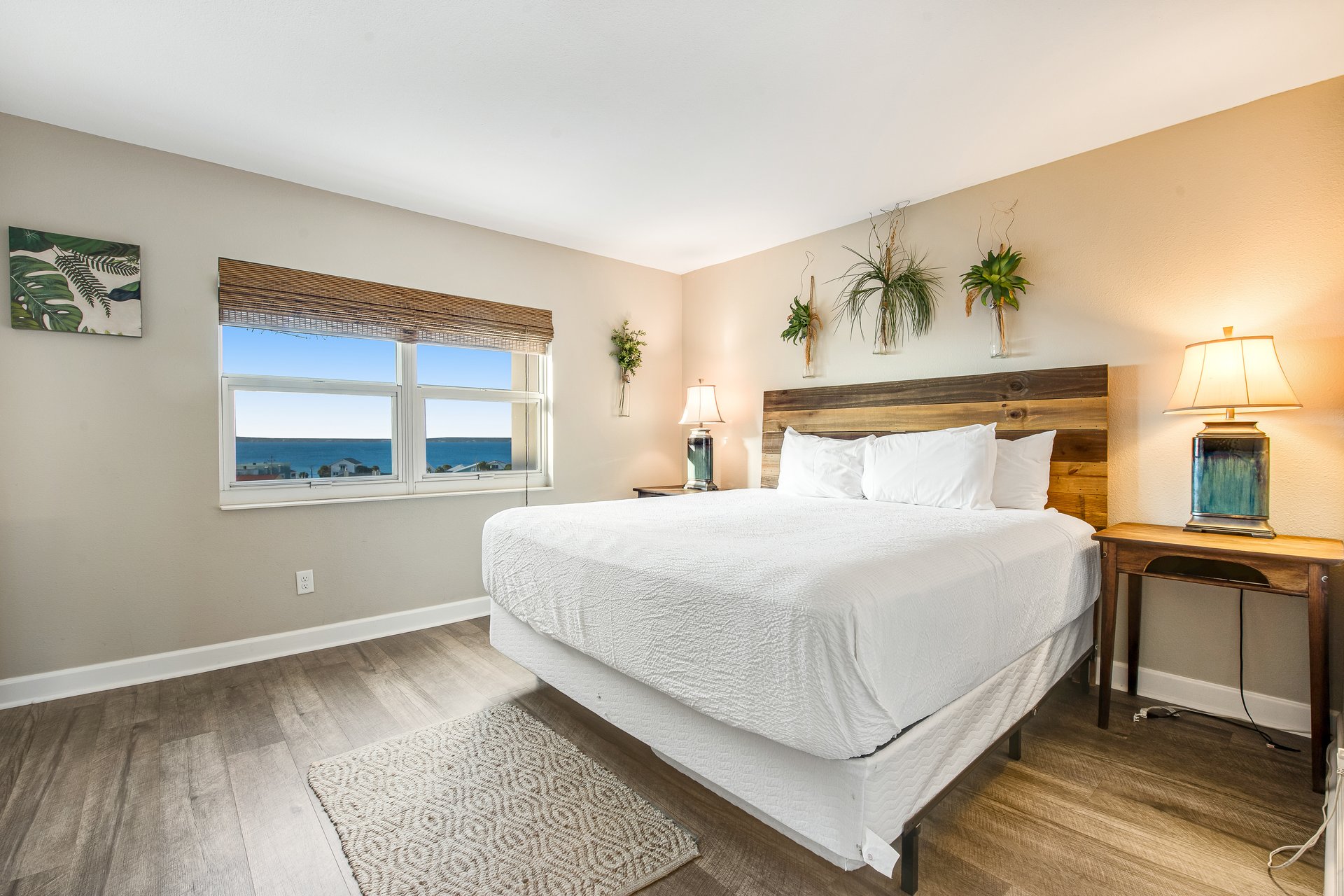 Regency Towers W 701 20