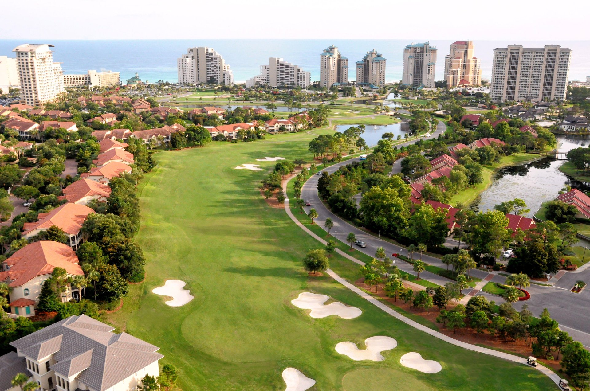 golfaerial1_2303984.jpg