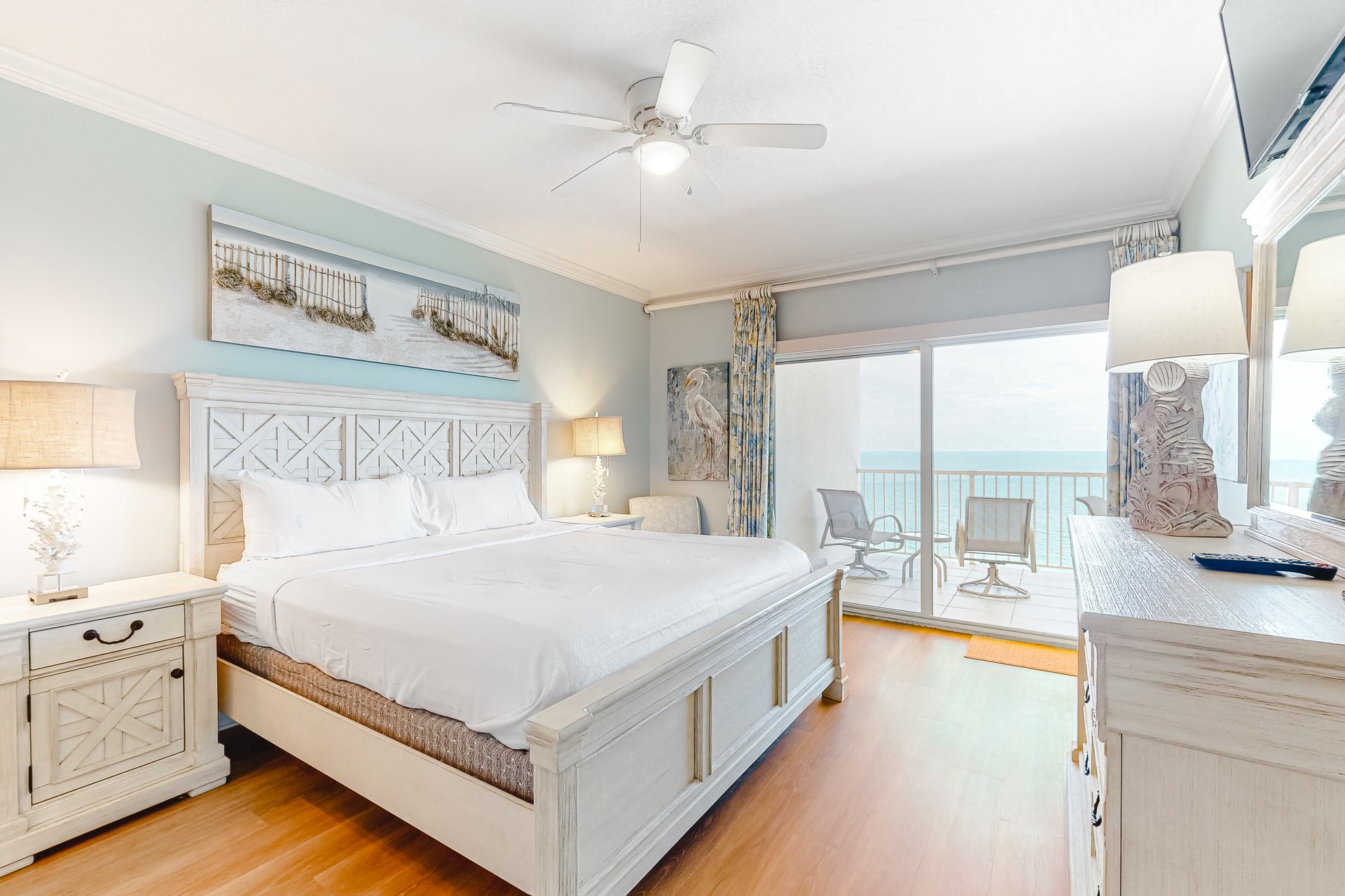 Admirals Quarters 1506 12