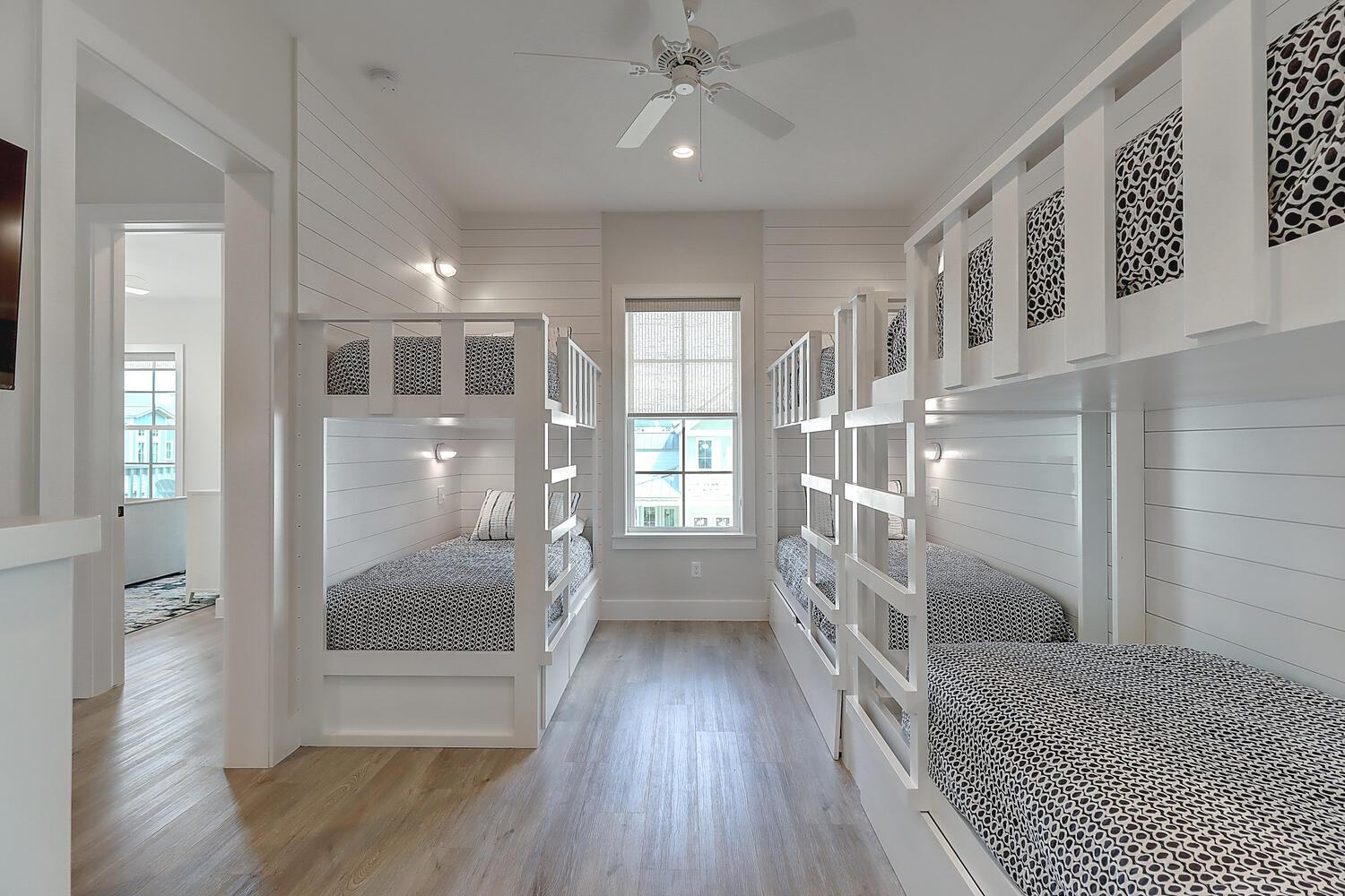 Bunk Room, 3 Sets of Twin Bunk Bed