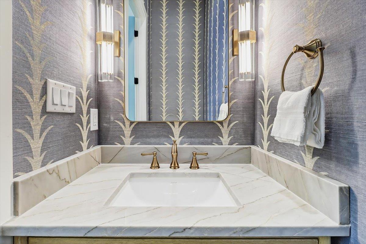 3rd Floor, Half Bathroom