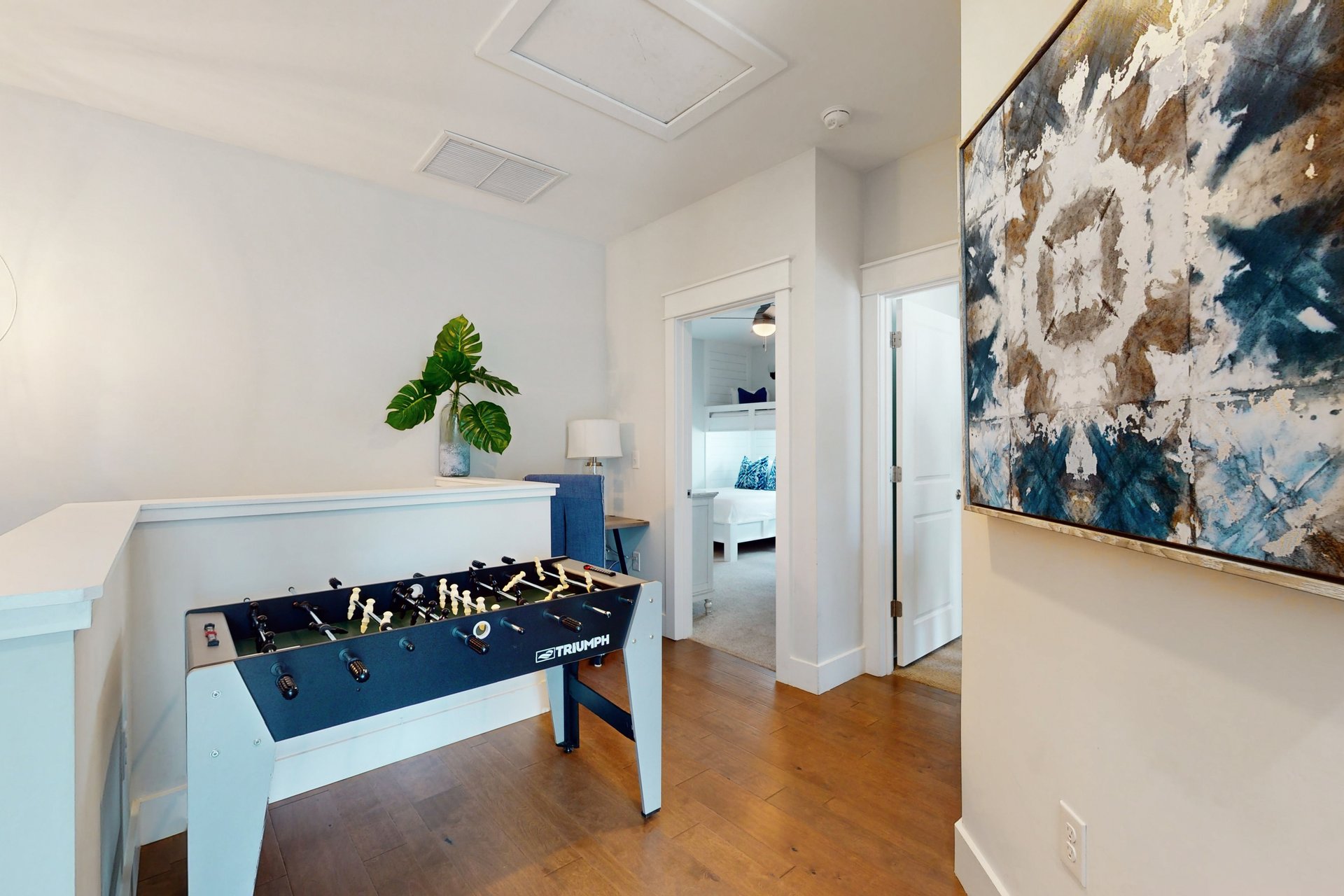 Sunny amp Central 15