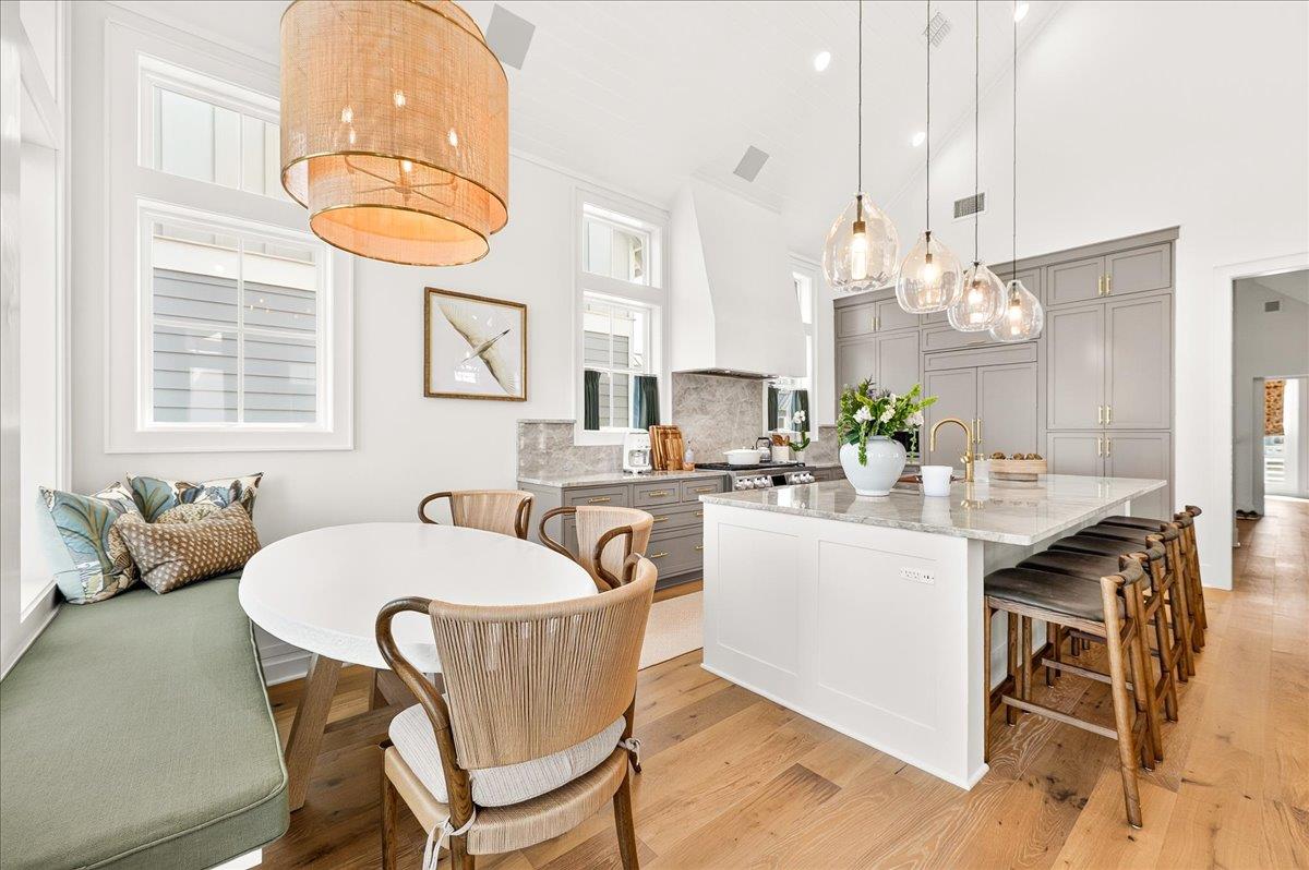 3rd Floor, Kitchen