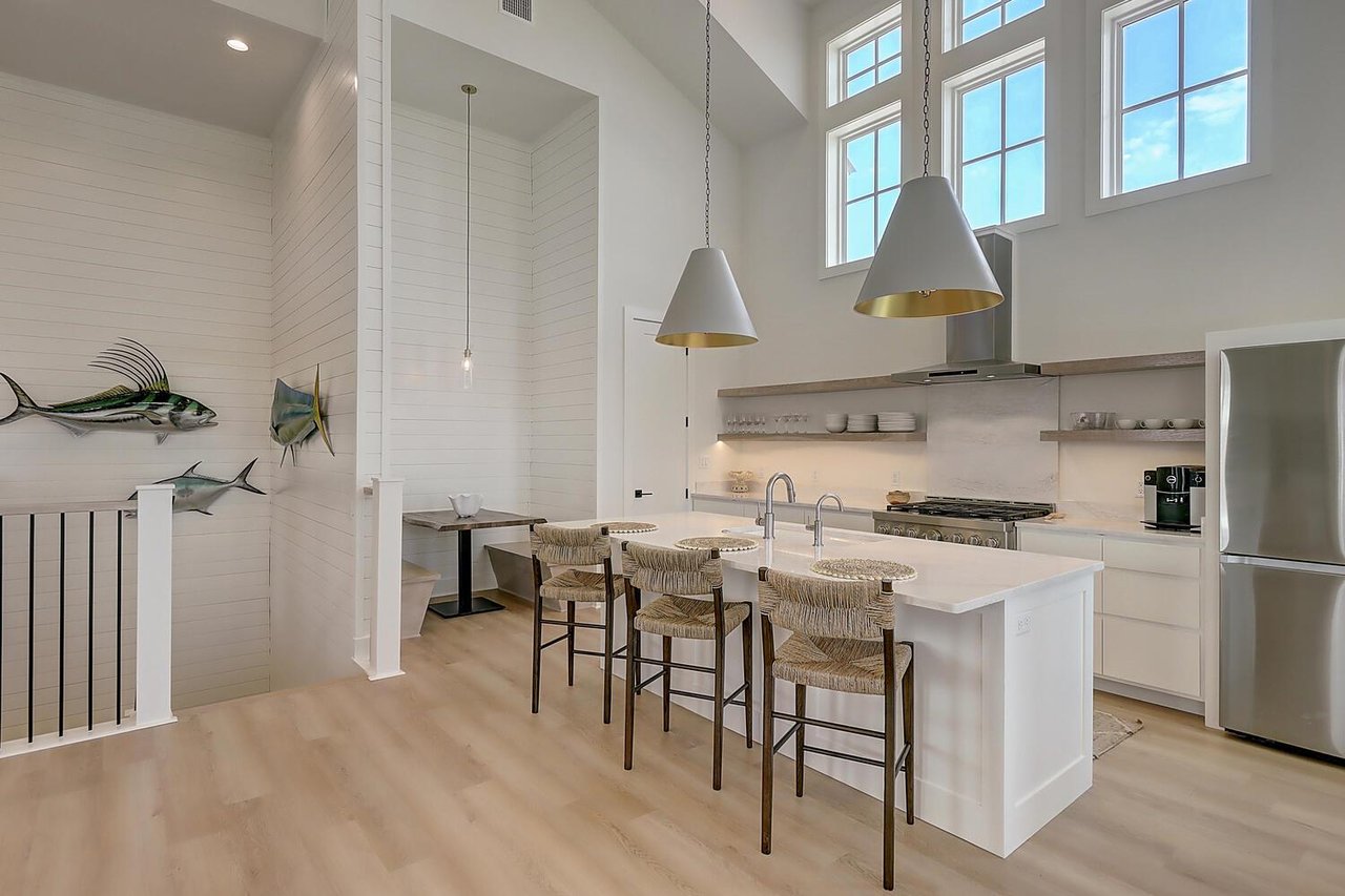 2nd Floor, Kitchen