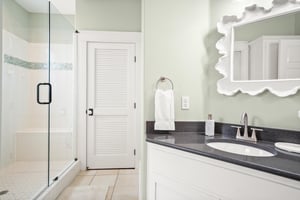 Primary King Bathroom, 2nd Floor