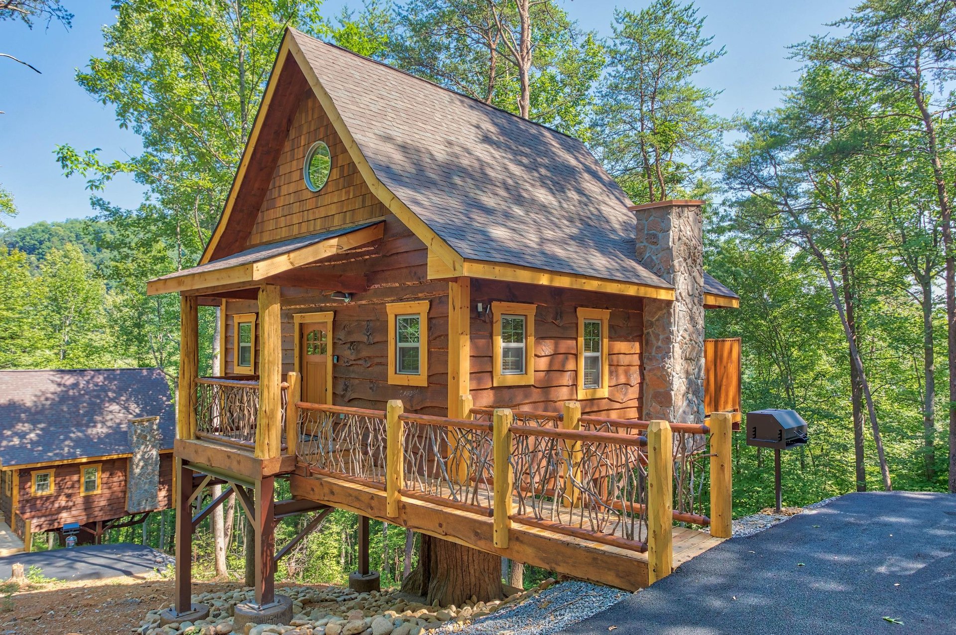 Front deck entrance to cabin