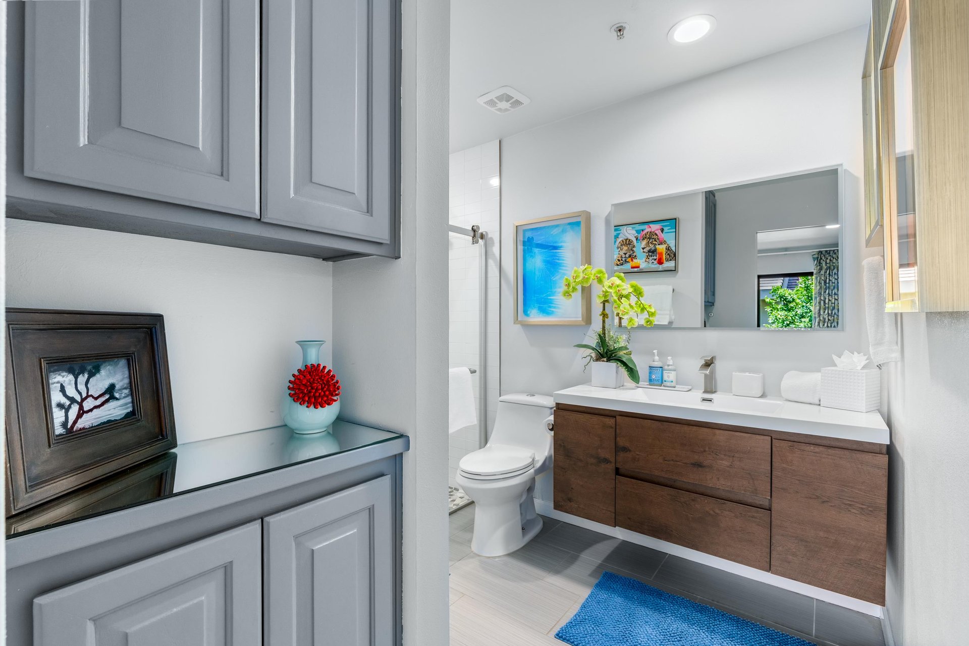 Ensuite primary bathroom with a stand alone shower.